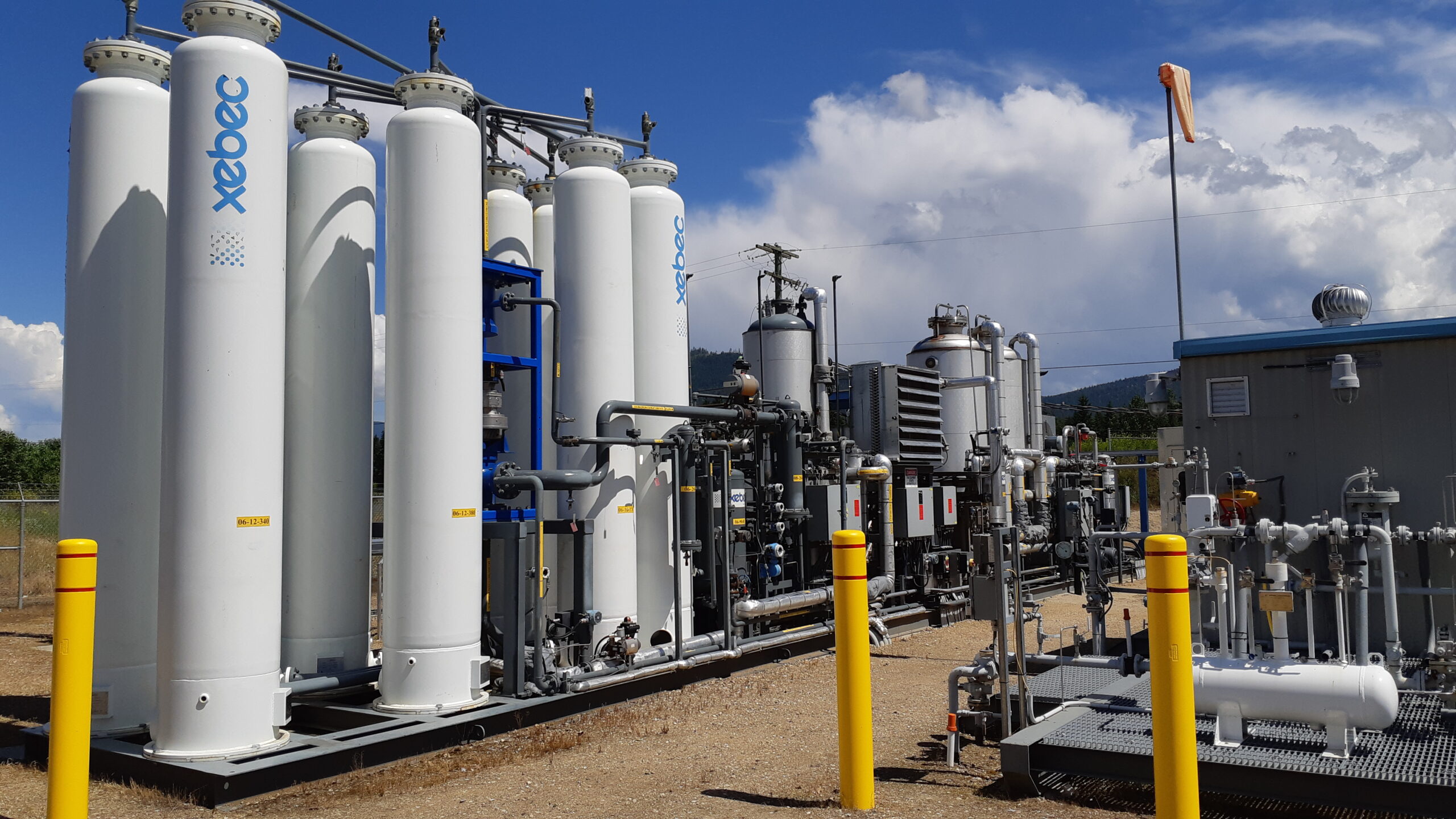 Biogas-cleaning equipment at a separate Canadian installation; process reference for the renewable gas specified by Project Wigeon in the United States.